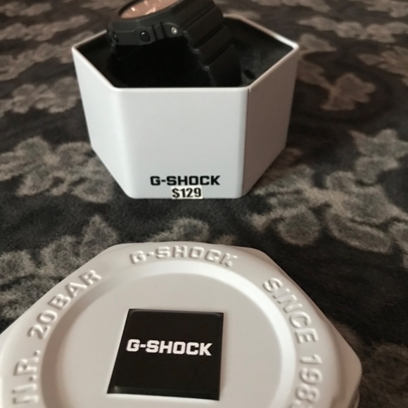 G-SHOCK watch - Picture 3 of 3